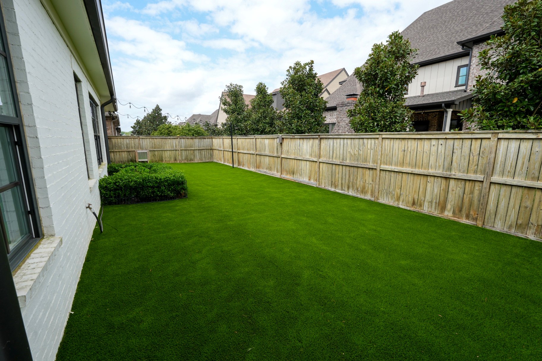 Evergreen Side Lawn, Turf installation